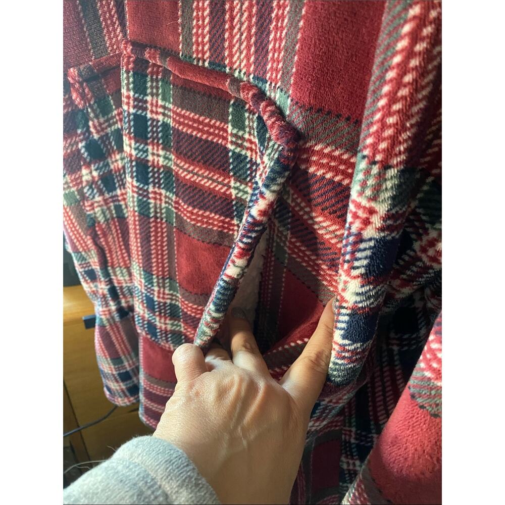 Women's Red Plaid Oversized Hooded Sweatshirt - Picture 3 of 9